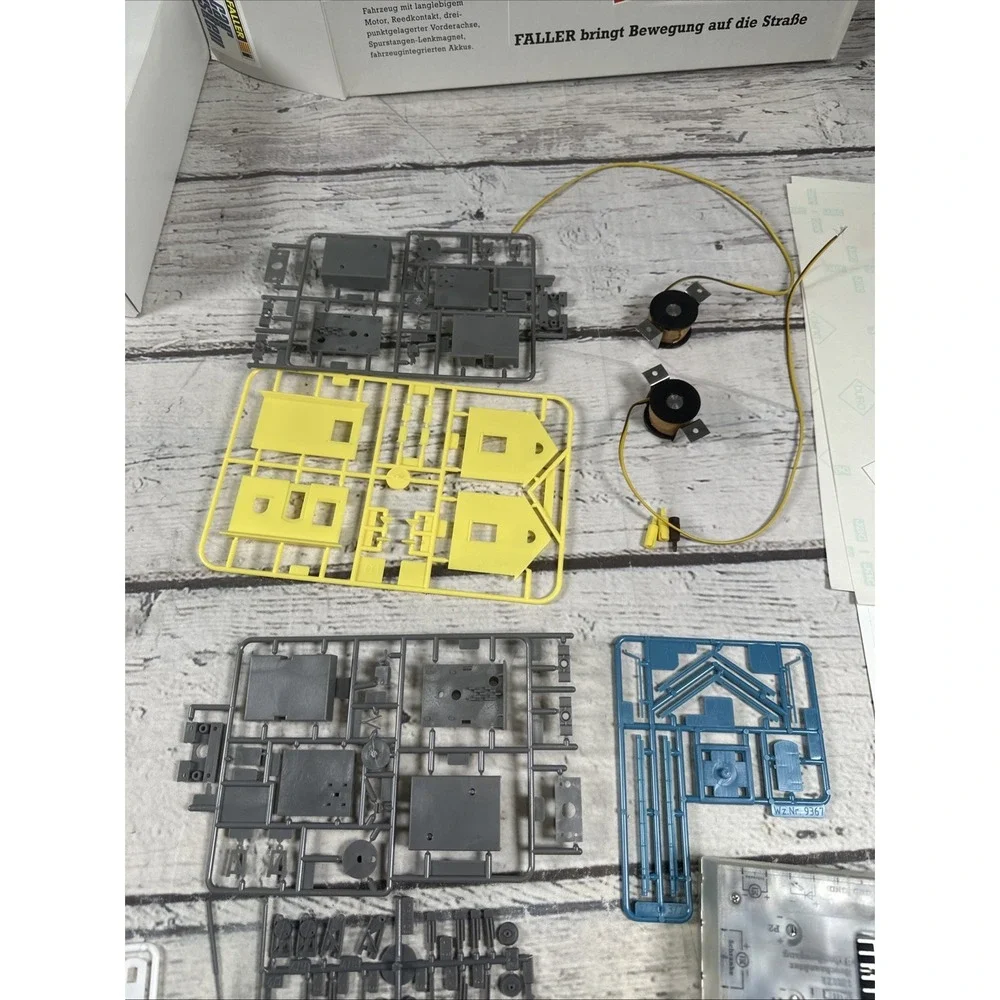 Faller Car System Start Set #161519 HO - Bahnubergang+LKW- New Old Stock OpenBox